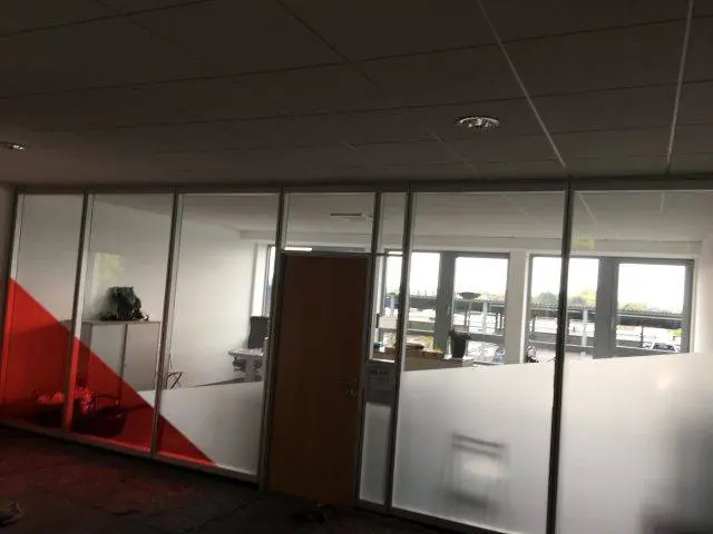 Sichtschutzfolien für Ihr Büro, Gewerbe und Zuhause - Galerie - 15