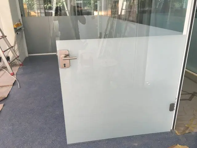 Sichtschutzfolien für Ihr Büro, Gewerbe und Zuhause - Galerie - 31