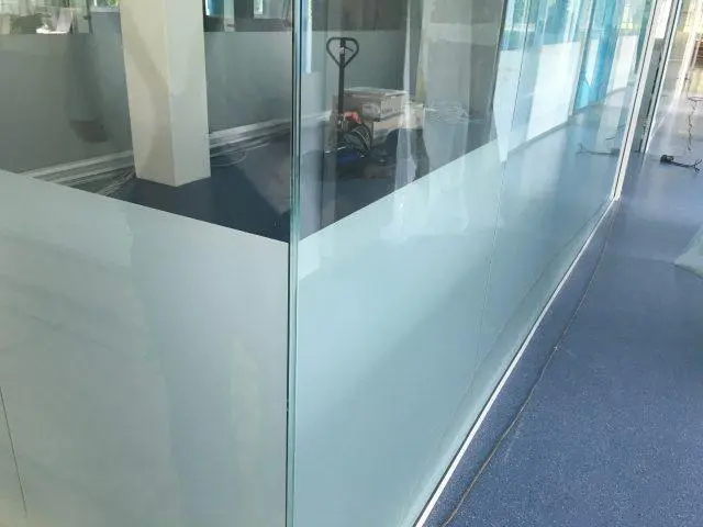 Sichtschutzfolien für Ihr Büro, Gewerbe und Zuhause - Galerie - 32