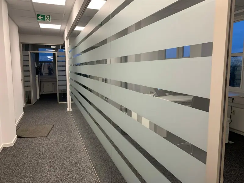 Sichtschutzfolien für Ihr Büro, Gewerbe und Zuhause - Galerie - 38