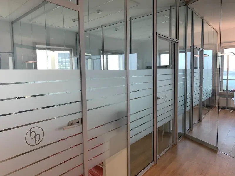 Sichtschutzfolien für Ihr Büro, Gewerbe und Zuhause - Galerie - 67